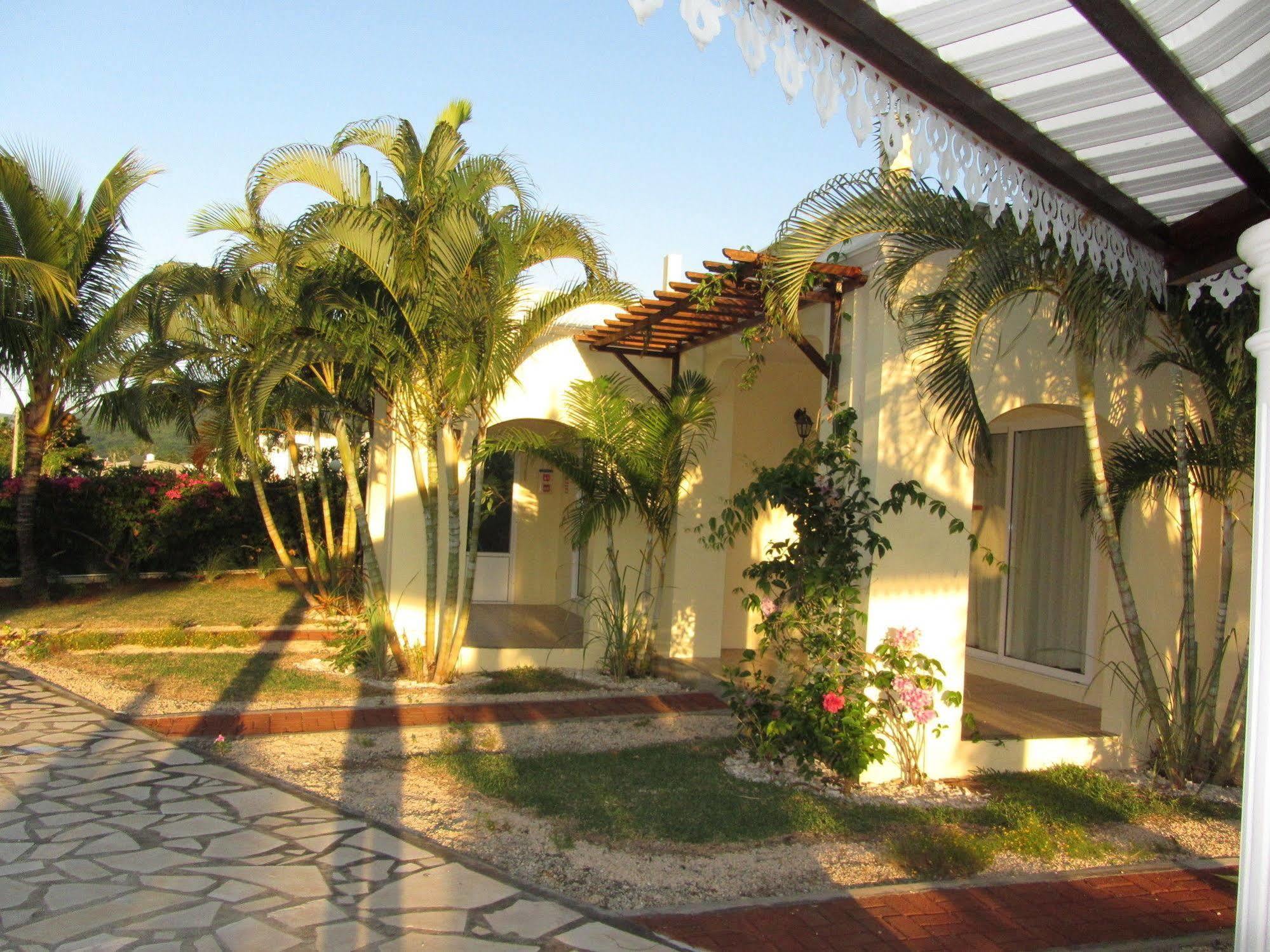 Marisa Residences La Gaulette Exterior foto